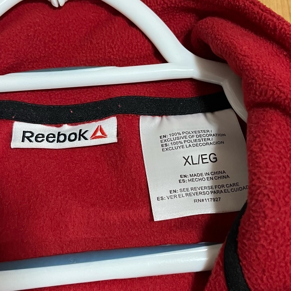 Reebok Men's Bold Red Performance Jacket - Picture 2 of 10